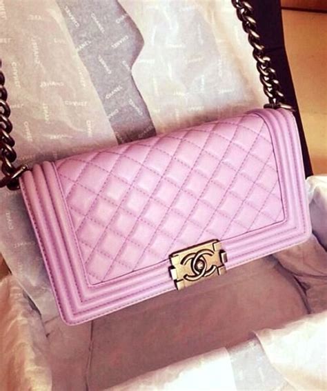 Kylie Jenner’s Chanel Bag Is Anything But Classic 